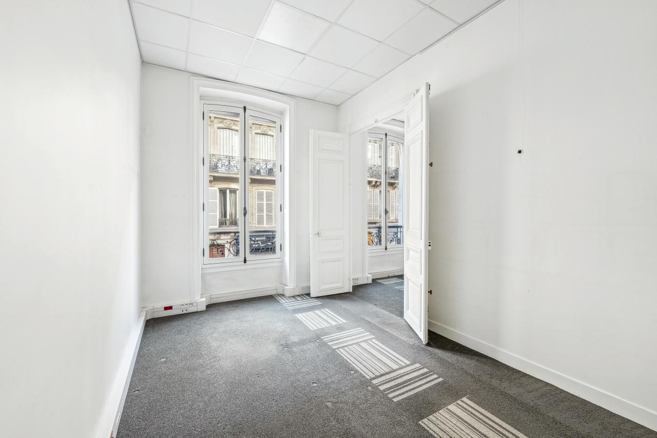 Bureau Paris 183m² Location bureau Paris OLBUR2427477 12